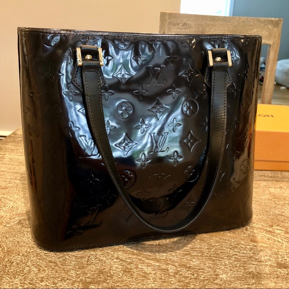 (SOLD) Louis Vuitton Houston - Picture 1 of 11
